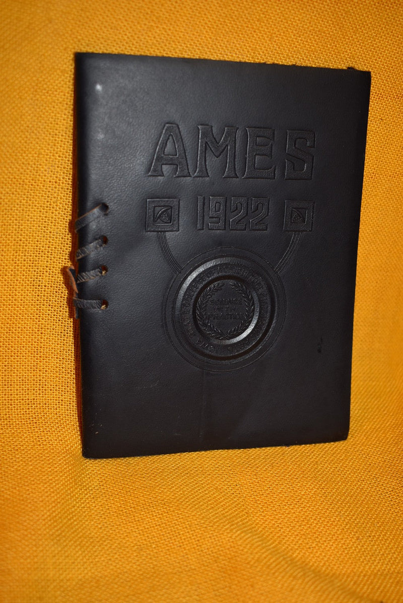 1922 Iowa State College - Ames - Graduation book - 1