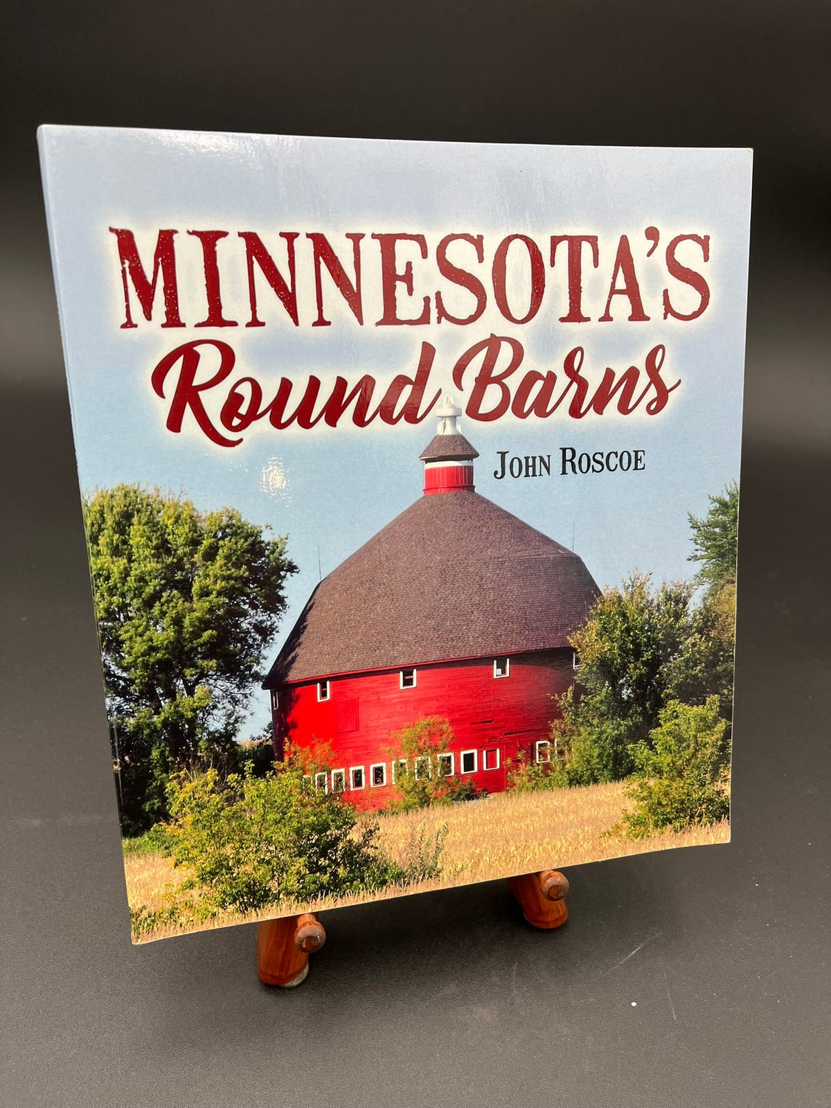 MINNESOTA'S ROUND BARNS