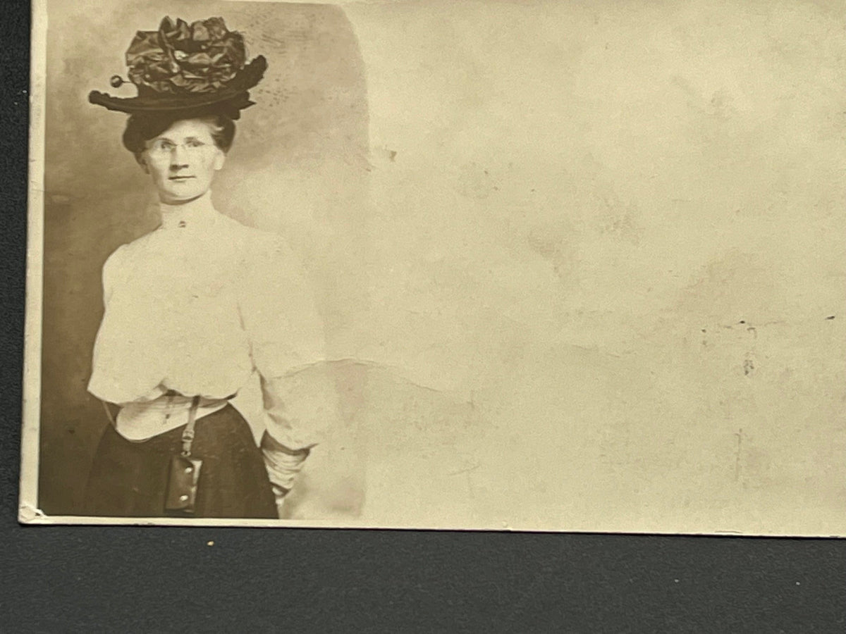 1906 Merry Widow RPPC