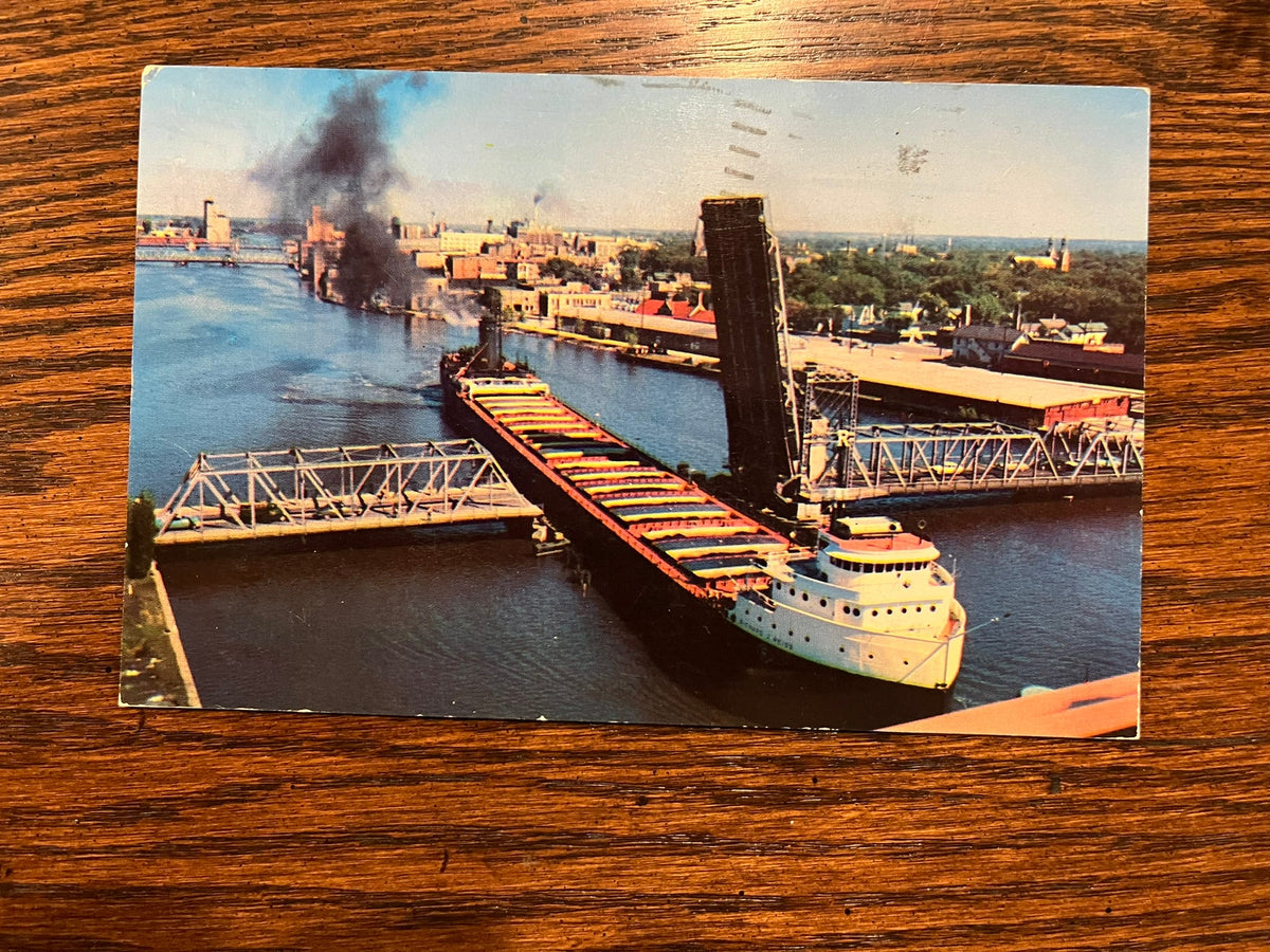 Freighter in Fox River