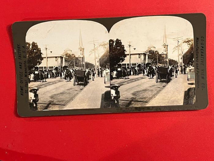 Pa-u Riders - Floral Parade - Honolulu - 1904