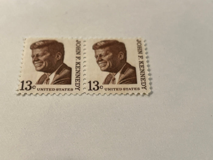 #1287 - 1967 13c Prominent Americans: John F. Kennedy (Includes 10 mnh stamps)