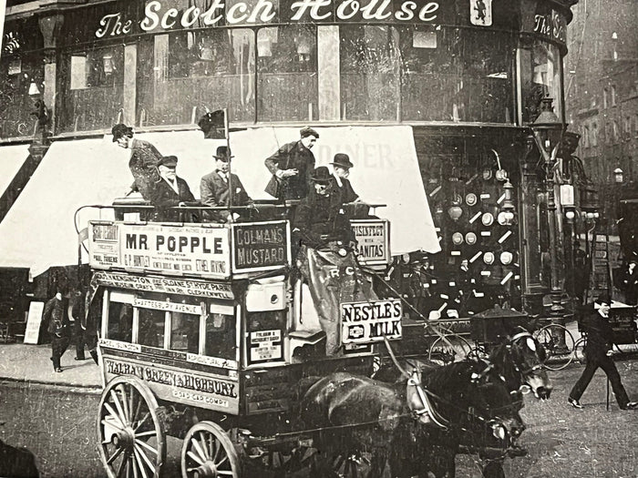 London two decker horse drawn bus. 1900 ca.